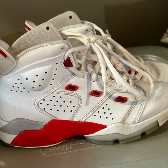 Nike air Jordan’s - Picture 2 of 4